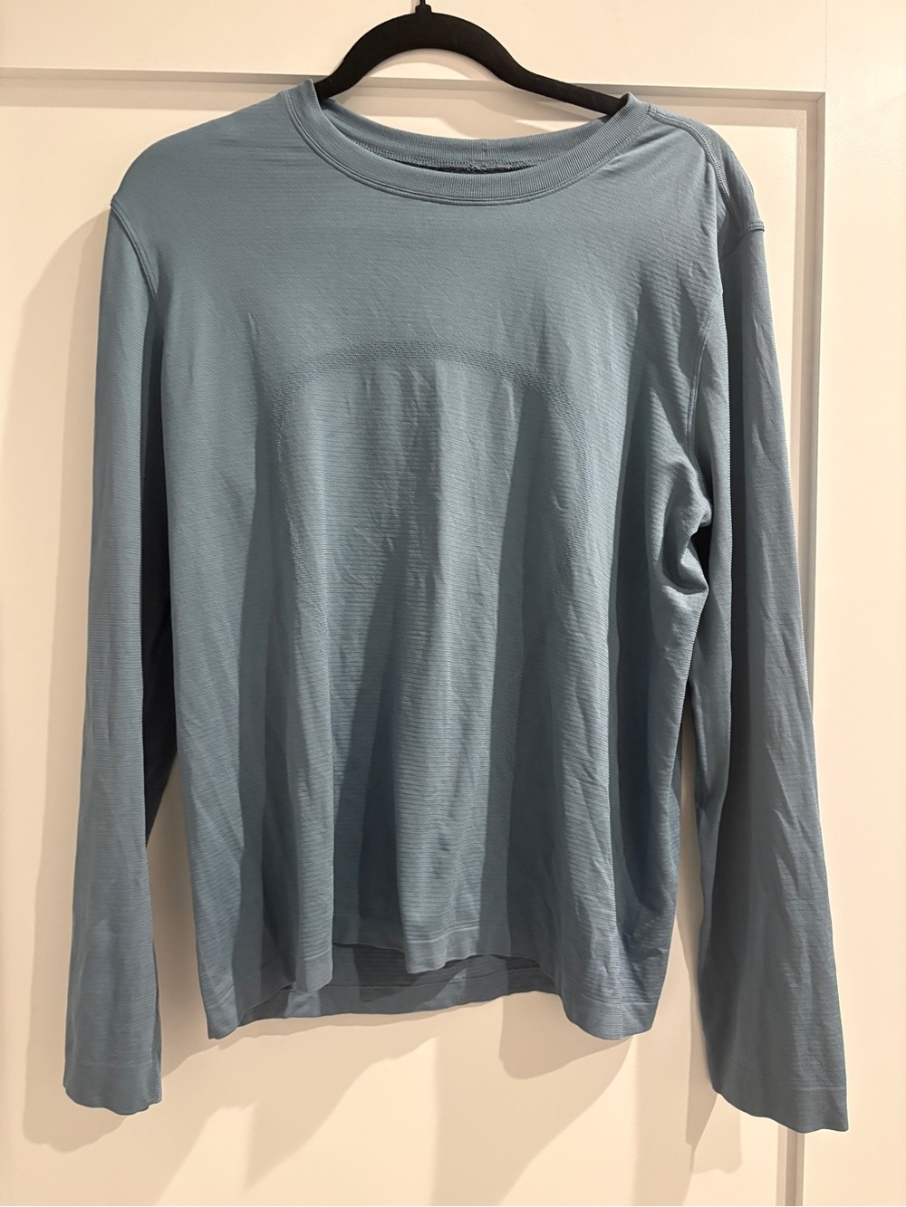 Lululemon Swiftly relaxed fit long sleeve shirt